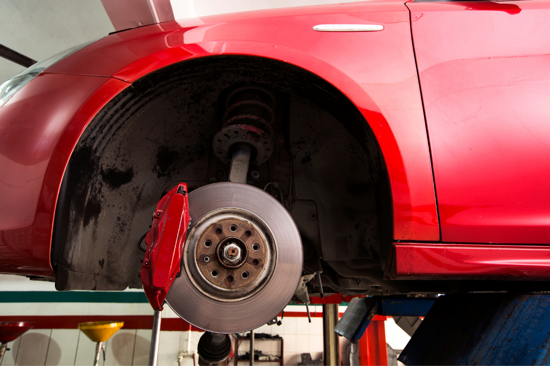 frein garage voiture rouge